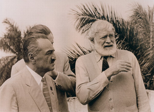 Хемингуэй на встрече с Микояном, 1960 г.